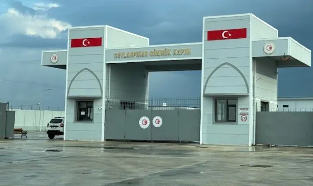 Suriye'ye pasaportla geçiş başladı
