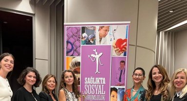 15 kadın hekim "Kadına Sağlık" için mikrofon başında