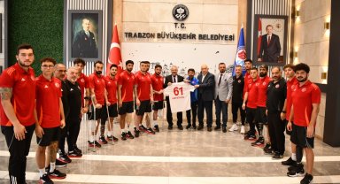 Ampute Milli Takımı'ndan Büyükşehir'e ziyaret