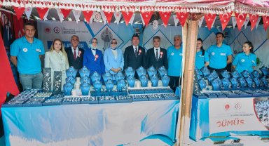 Ankara'da 'İşyurtları Ürün ve El Sanatları' görücüye çıktı