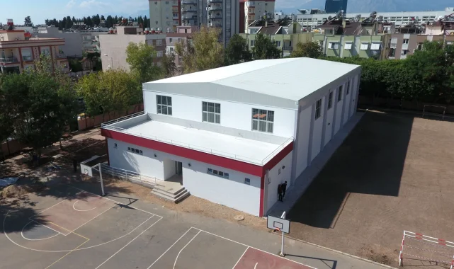 Antalya Muratpaşa'da 7'nci salon yolda