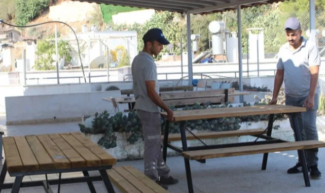 Antalya'da okullara ve mahallelere bank ve piknik masası desteği