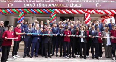 Azerbaycan'da Bakü Türk Anadolu Lisesi törenle açıldı
