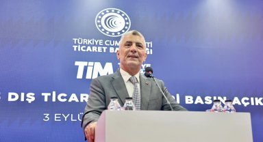 Bakan Bolat ihracatta yıl sonu hedefini hedefini Sakarya'dan açıkladı... Yıl sonu hedef aşılacak