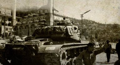 Bakan Tunç'tan 12 Eylül mesajı: Milli iradenin üzerinde hiçbir güç yoktur