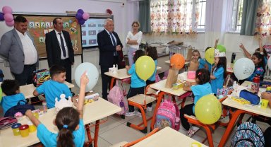 Başkan Şadi Özdemir'den "Okula hoş geldin" hediyesi