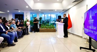 Başkan Tugay'dan kentsel dönüşüm ve atık yönetimi açıklaması