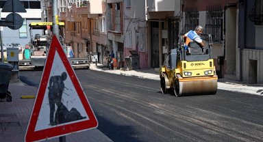 Bursa Osmangazi'de 160 ton asfalt döküldü