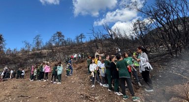 Bursa'da öğrenciler küllerden umuda 'Ekol' oldu