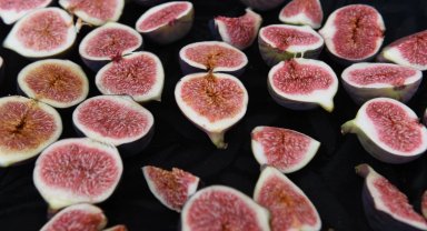 Bursa'nın dünyaca ünlü siyah incirleri Osmangazi'de yarıştı