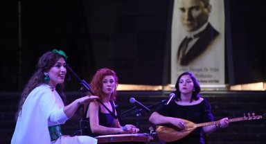 Bursa'nın kurtuluşu Osmangazi'de panel ve müzikalle anlatıldı