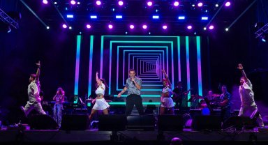 Çim Konserleri'nde Mustafa Sandal coşkusu