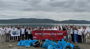 Dünya Temizlik Günü'nde sahillerde 474 Kg atık ve 12.800 izmarit toplandı