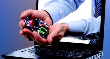 Emekli öğretmenin sanal kumar feryadı: Evladımı bana bırak!