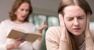 Ergenlikte güvenli iletişim için 6 temel ipucu