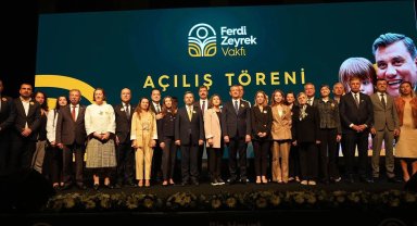 Ferdi Zeyrek'in hayalleri vakıfla geleceğe taşınıyor