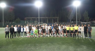 Gölcük'te Başkanlık Kupası Futbol Turnuvası başladı