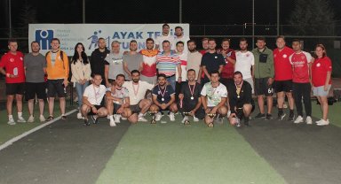 İMO Bursa Şubesi'nden ayak tenisi turnuvası