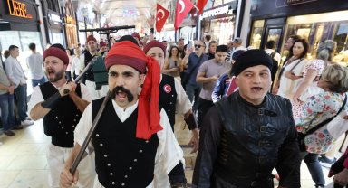 İstanbul'da tulumbacılar seremonisine büyük ilgi