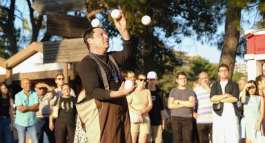 İzmir Enternasyonal Fuarı'nda sokak sanatları büyüledi