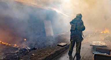 İzmir İtfaiyesi 8 ayda 11 bin 564 yangına müdahale etti