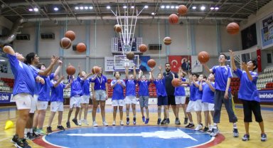 İzmir'de 'Kış Spor Okulları' kışa hazır