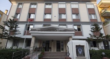 İzmir'de polis merkezine saldırı!