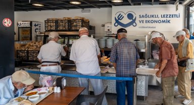 İzmirlilerin bütçesine dost lokanta