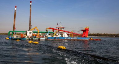 İzmit Körfezi çamurdan temizlendikçe Maldivler'e benzemeye başladı