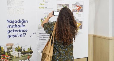 İZPA'nın "İz'in Peşinde Şehrin İçinde" sergisi basın mensuplarını ağırladı