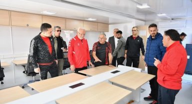 Kayseri Büyükşehir Mobil Dijital Gençlik Merkezi görücüye çıktı