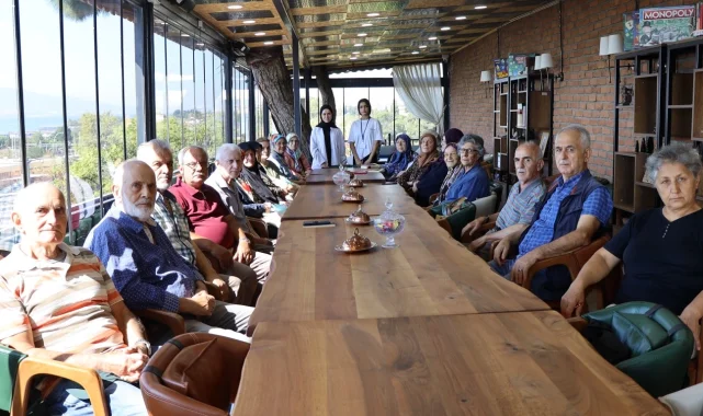 Kocaeli'nin çınarları Saygınlar Kulübü'nde hayata katılıyor