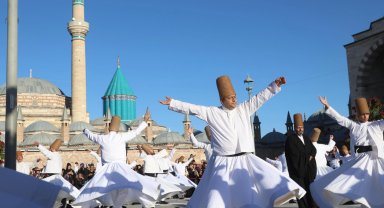 Konya'da 'Mistik Müzik Festivali' sanatseverleri ağırlıyor
