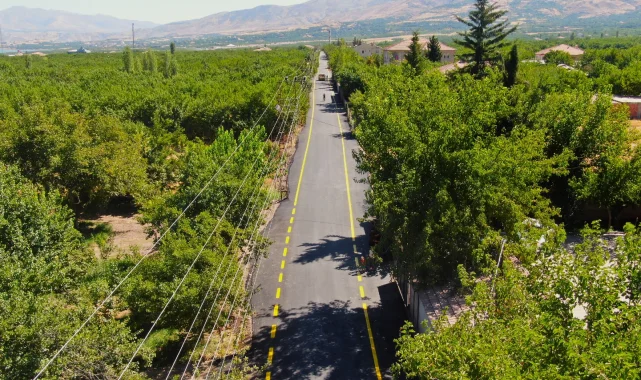 Malatya'da ilçelere yoğun yol ve asfalt mesaisi