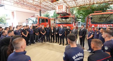 Manisa'da Başkan Dutlulu'dan itfaiyecilere ziyaret