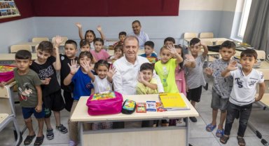 Mersin'de 18 bin öğrenciye çanta ve kırtasiye desteği