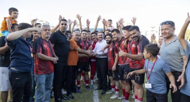 "Mersin'de süper kupa coşkusu: Zafer Ayvagediği'nin