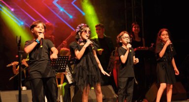 MOD10 gençlik orkestrası'ndan Ayvalık'ta kurtuluş coşkusu