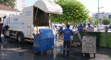 Muğla Dalaman'da çöp konteynerleri yerinde yıkandı