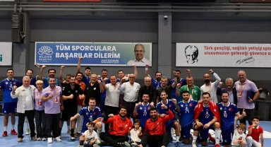 Nilüfer Belediyespor'dan dörtte dört