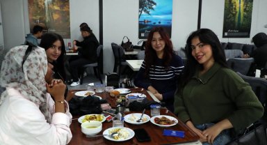 Sakarya'da 'Kampüs Mutfak' gençlerin vazgeçilmezi