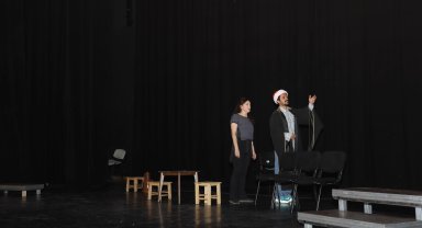 Tamer Karadağlı'dan Gaziantep Şehir Tiyatrosu'na ziyaret