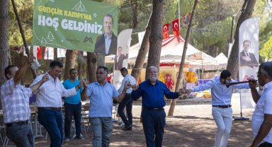 Toroslar'ın muhtarları Tarsus Gençlik Kampı'nda birlikteydi