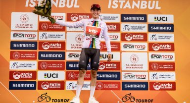 Tour of İstanbul'da ikinci etap tamamlandı... Mauro üç forma birden kazandı