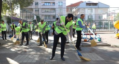 Vatandaş seferber, mahalle tertemiz oldu