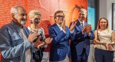 "Yan Yana" sergisi sanatın kalbini İzmir'de attırdı