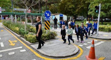 ABB'den çocuklara trafik eğitimi