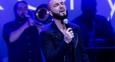 Afyon'da müzik fırtınası başlıyor! Jolly Joker 15. mekânını Berkay'la açıyor