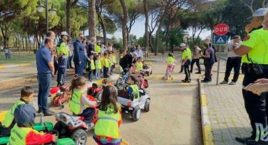 Aydın Nazilli'de minik trafik dedektifleri iş başında