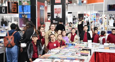 Balıkesirli öğrencilerden kitap fuarına tam not